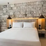 Drymades Inn Resort