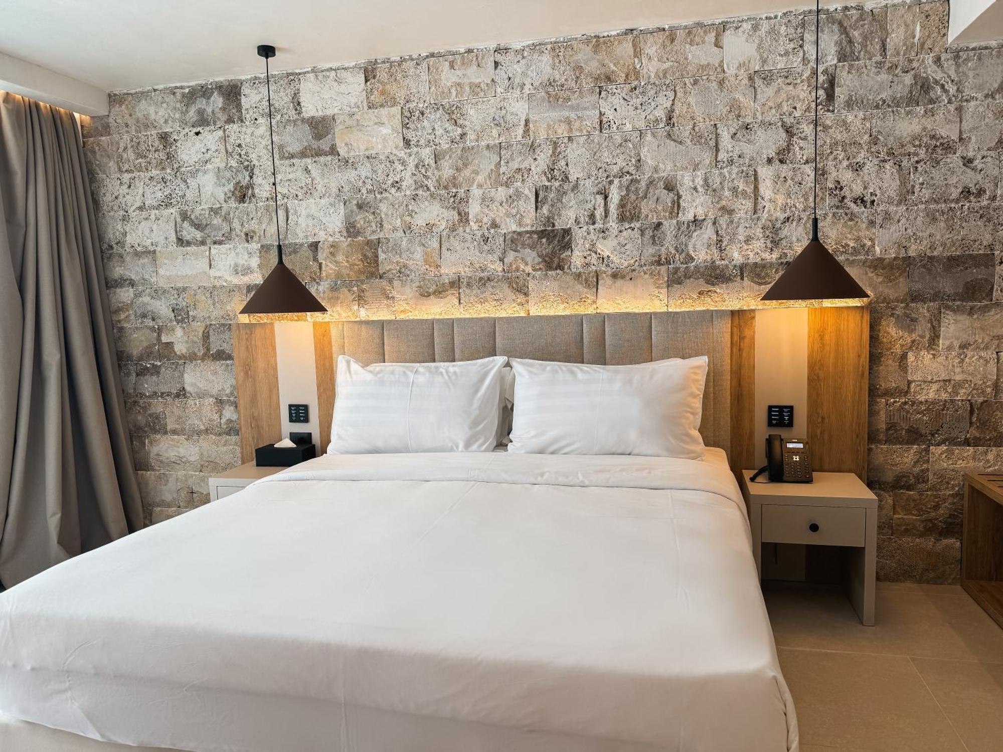 Drymades Resort